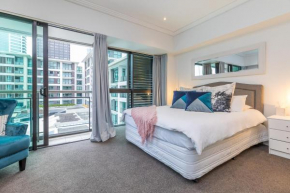 Comfortable & Cozy - Newly Furnished 'Quays'
